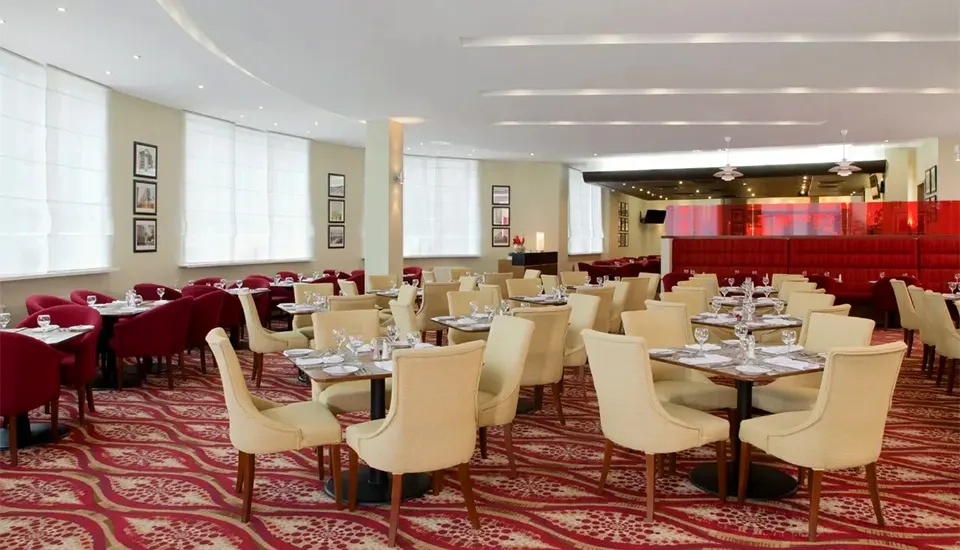 هتل هالیدی این مسکو لسنایا